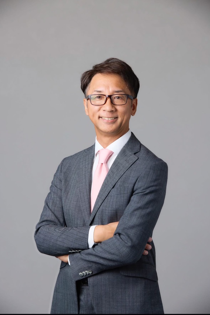 株式会社ファミリア・株式会社symphony 代表取締役 服部謙志